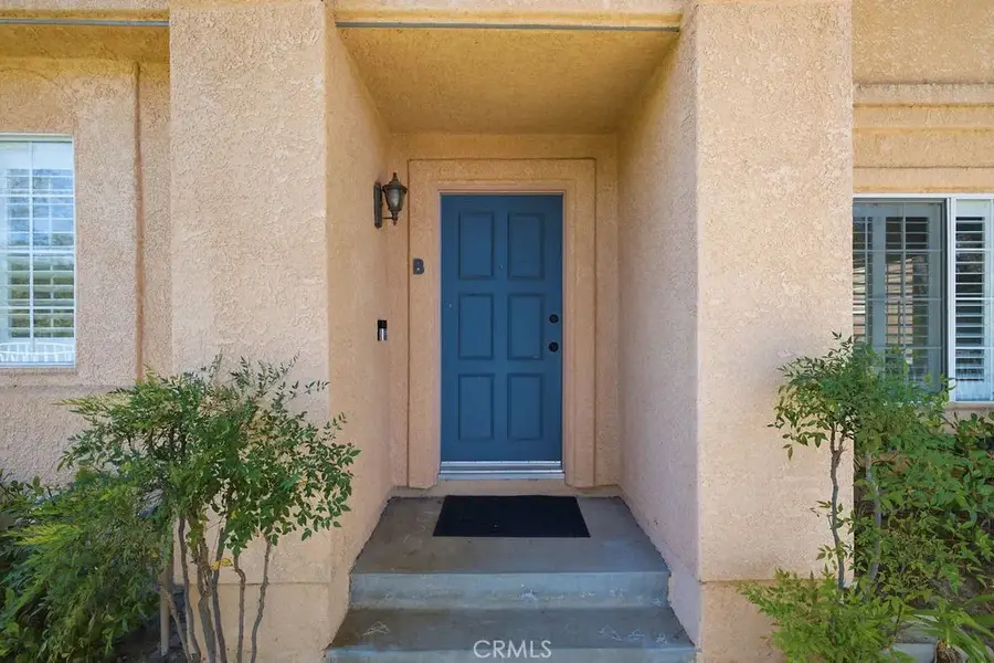 25114 Steinbeck Avenue #B, Stevenson Ranch, CA 91381 - #2