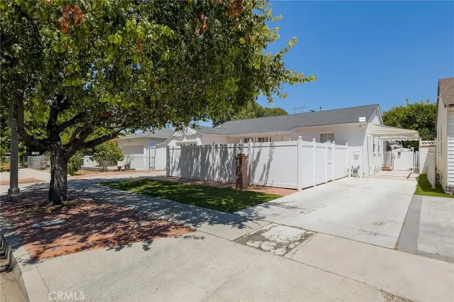 18813 Cantlay St, Reseda, CA 91335 - #2