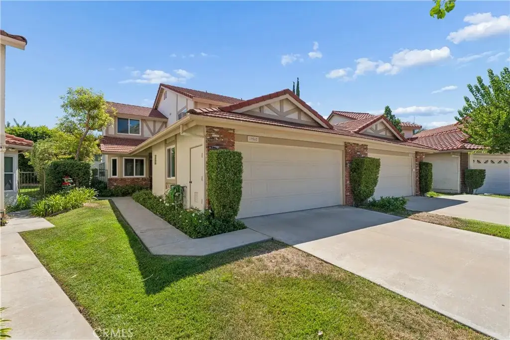 19562 Shadow Springs, Porter Ranch, CA 91326 - #1