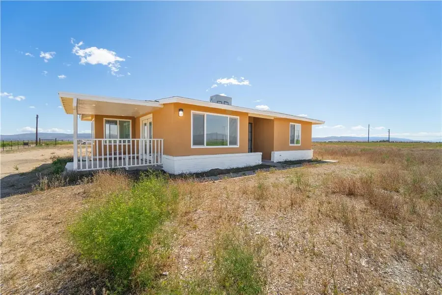 49040 70th Street West, Lancaster, CA 93536 - #3