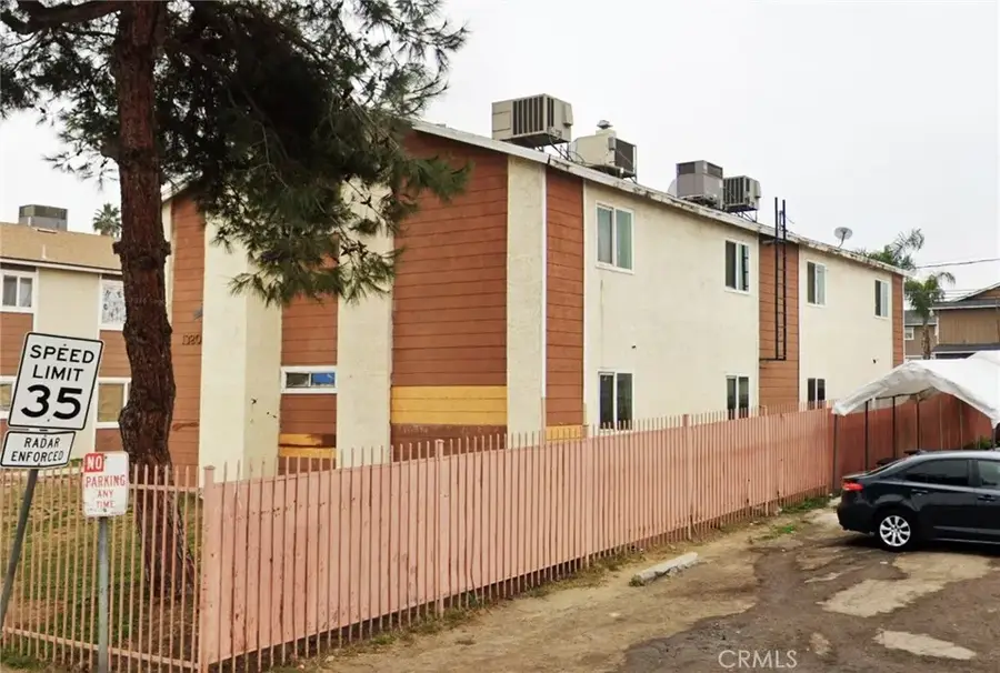 1320 Flower Street, Bakersfield, CA 93305 - #3