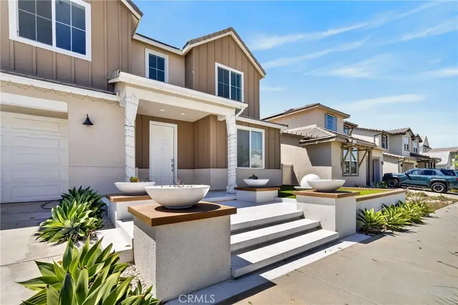 18148 Hedgerow, Santa Clarita, CA 91350 - #2
