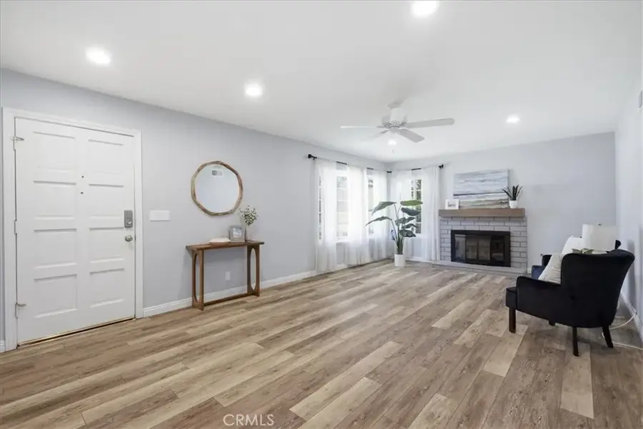 26824 Las Mananitas, Valencia, CA 91354 - #2