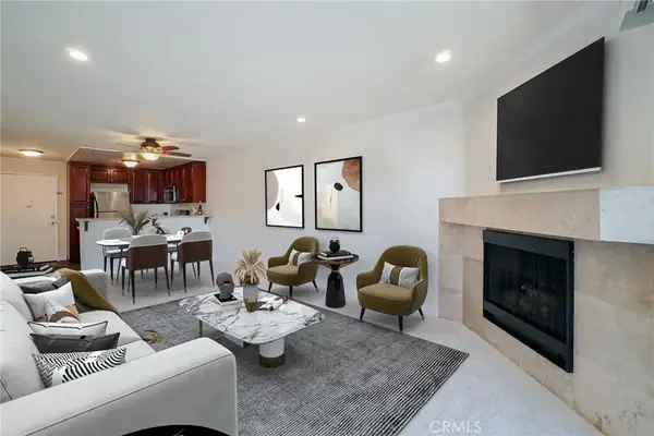 5510 Owensmouth Avenue #209, Woodland Hills, CA 91367
