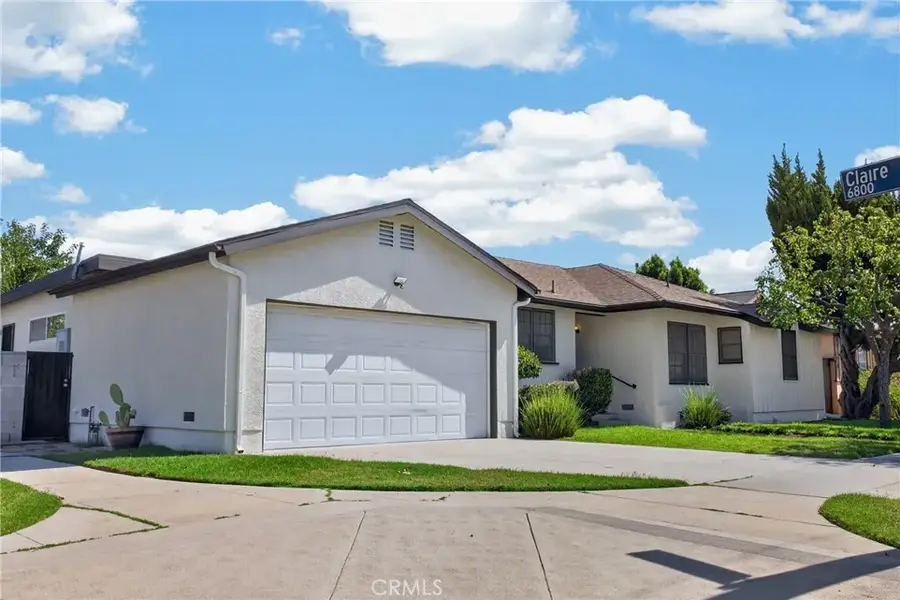 19121 Hartland, Reseda, CA 91335 - #3