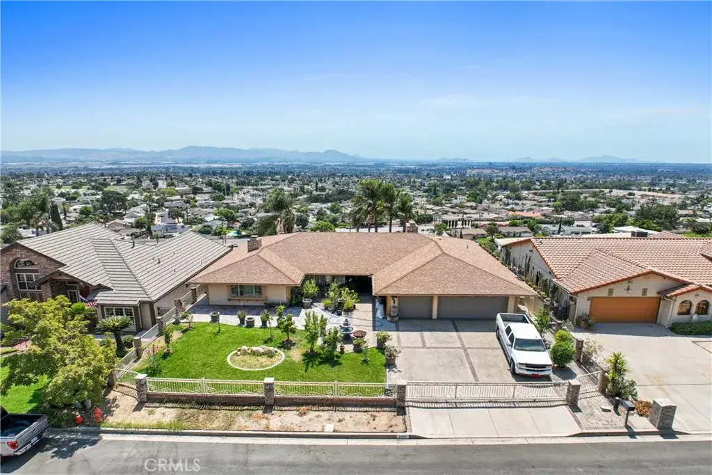 2421 Willow, San Bernardino, CA 92404 - #1