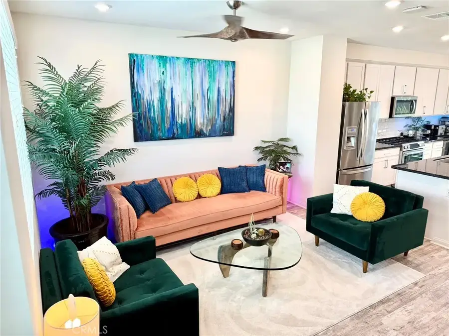 18449 W Mural, Northridge, CA 91325 - #2