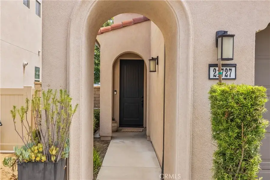 21727 Candela Drive, Saugus, CA 91350 - #3