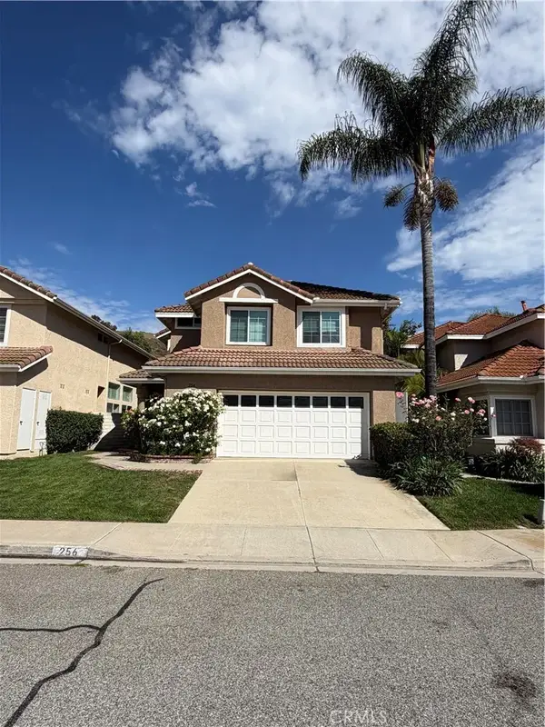 256 Ocho Rios, Oak Park, CA 91377