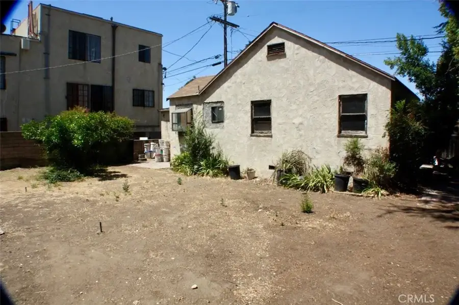 5739 Hazeltine, Van Nuys, CA 91401 - #3