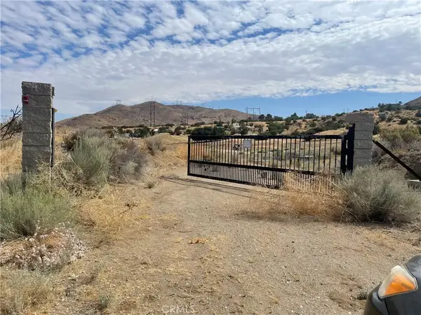 32952 Angeles Forest Highway, Palmdale, CA 93550