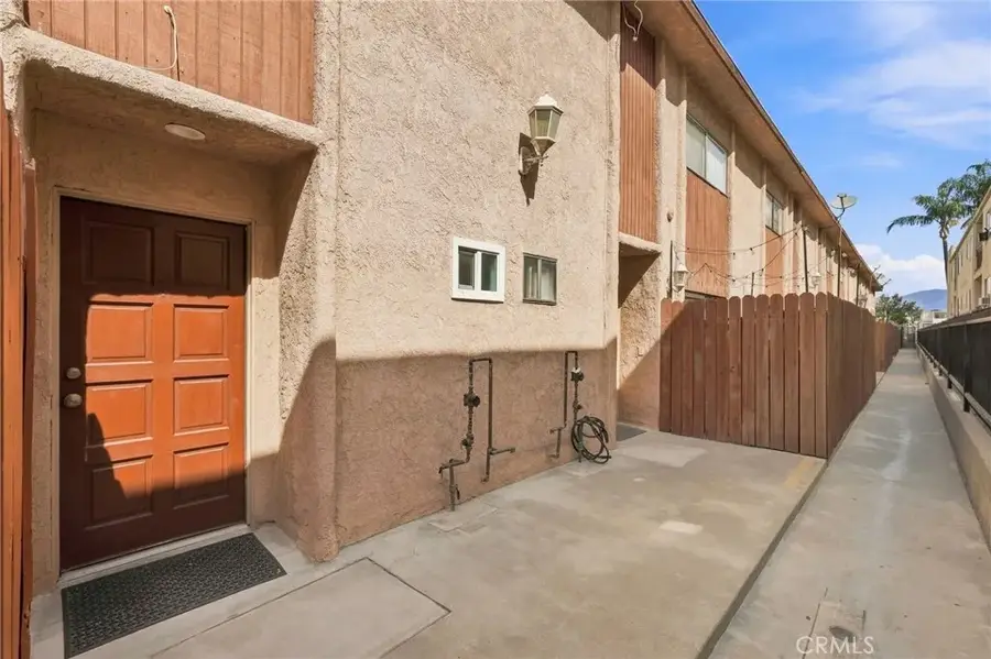 21900 Roscoe Boulevard #8, Canoga Park, CA 91304 - #2