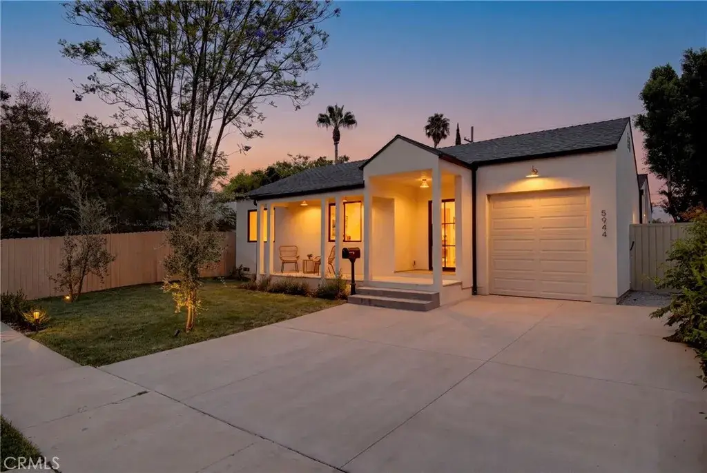 5944 Lasaine, Encino, CA 91316 - #1
