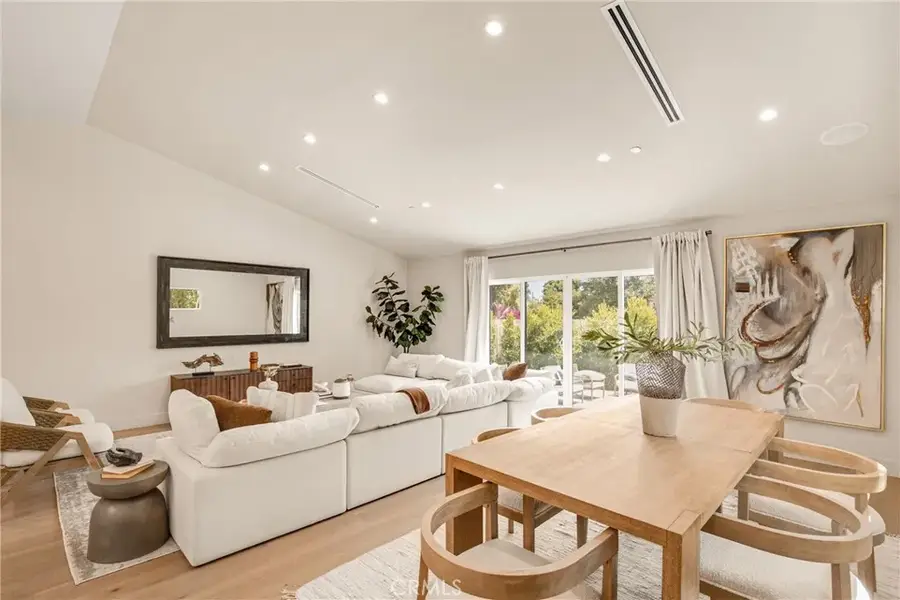 5944 Lasaine, Encino, CA 91316 - #3