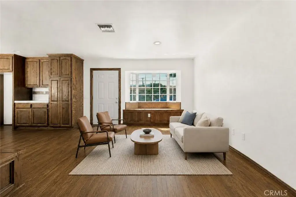 22319 Park Street, Newhall, CA 91321 - #1