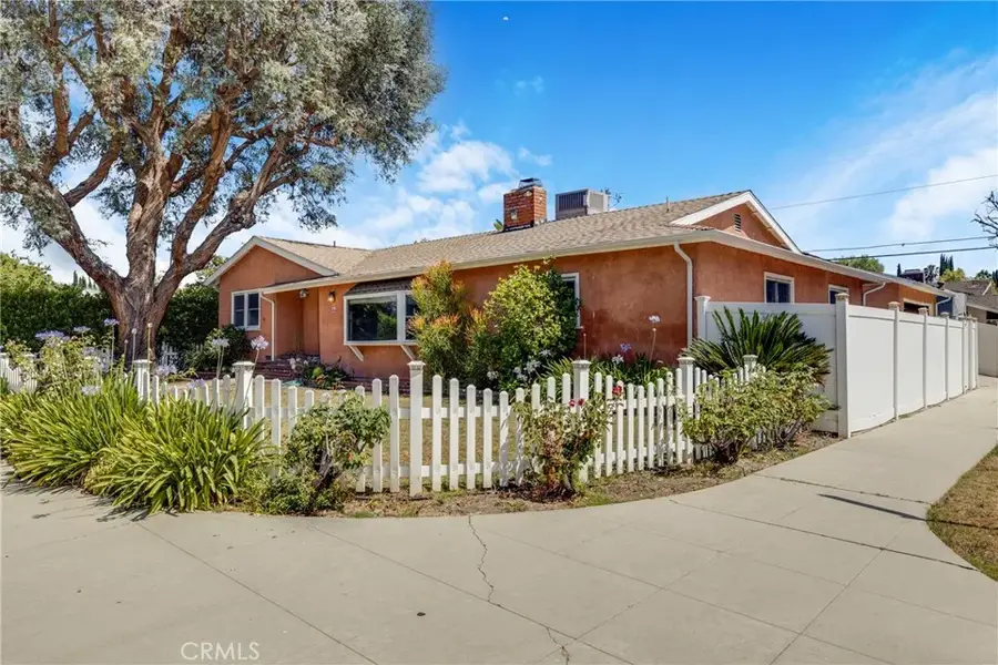 23728 Bessemer Street, Woodland Hills, CA 91367 - #3
