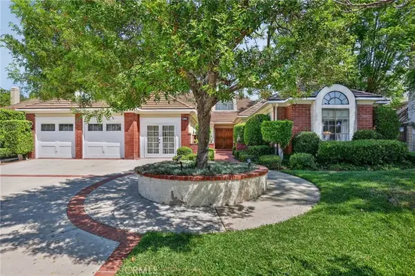 19233 Mayall Street, Northridge, CA 91324