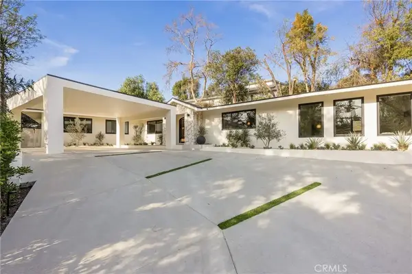 19629 Wells Dr, Tarzana, CA 91356