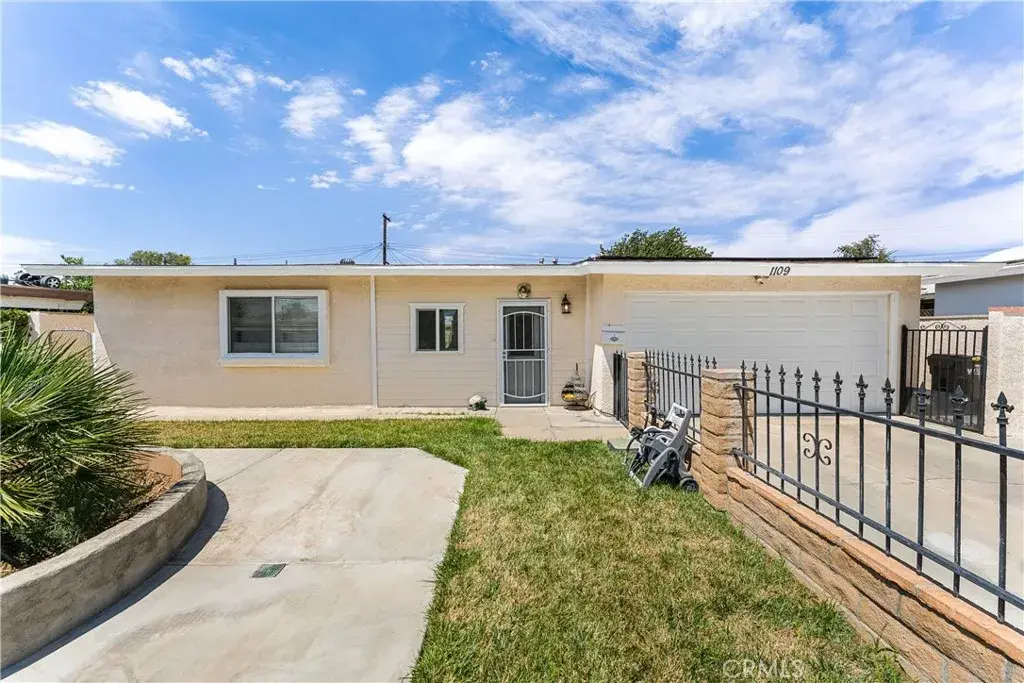1109 W Avenue J14, Lancaster, CA 93534 - #1