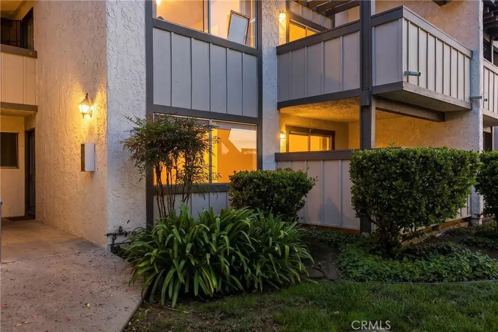 1346 E Hillcrest #42, Thousand Oaks, CA 91362 - #1