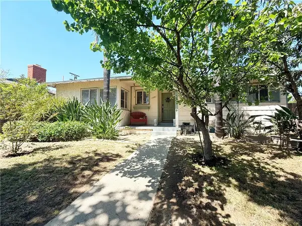 17101 Gault Street, Los Angeles, CA 91406