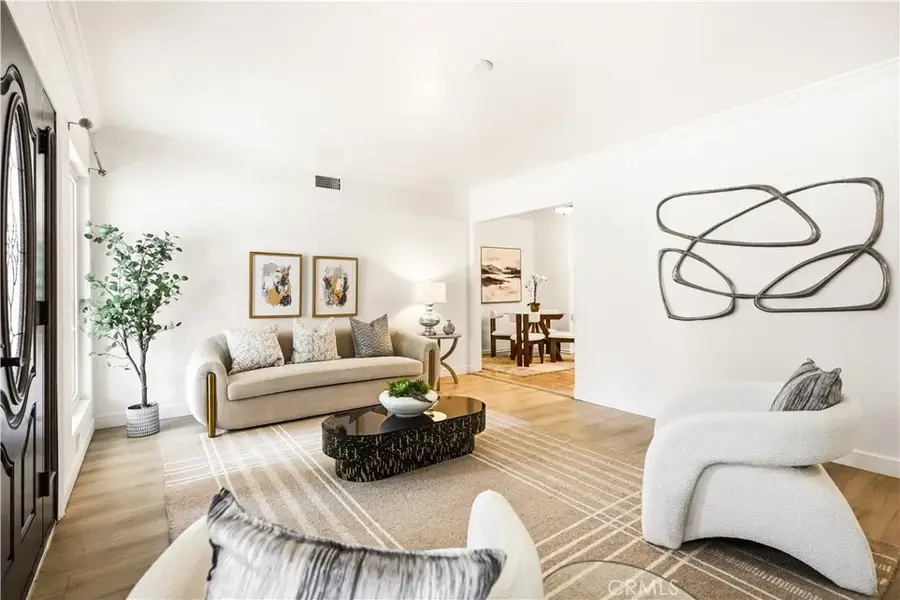 11840 Gilmore, North Hollywood, CA 91606 - #3