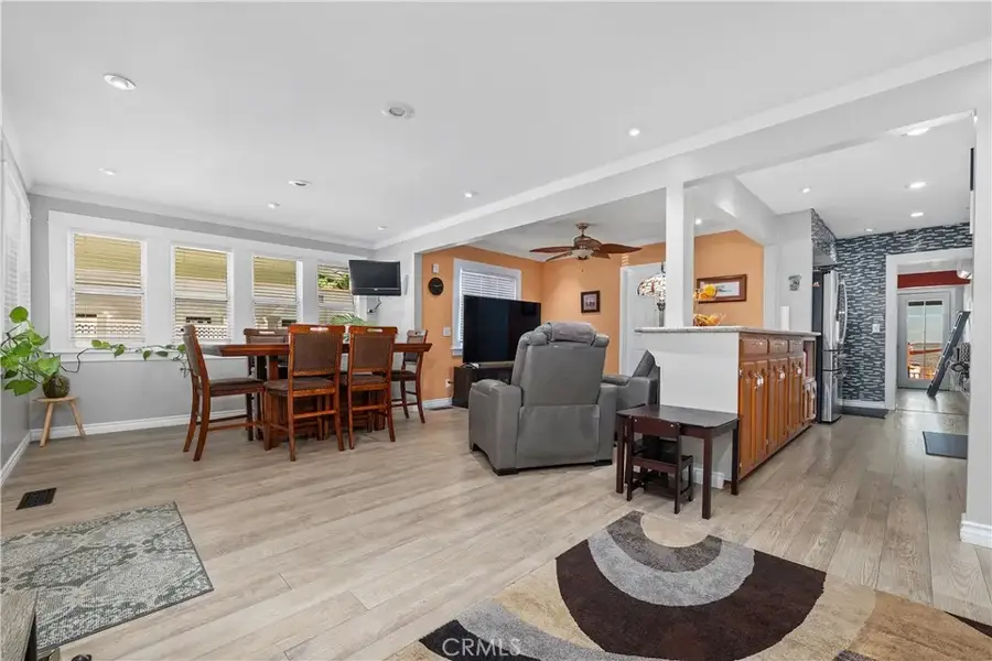 10739 Helendale, Tujunga, CA 91042 - #3