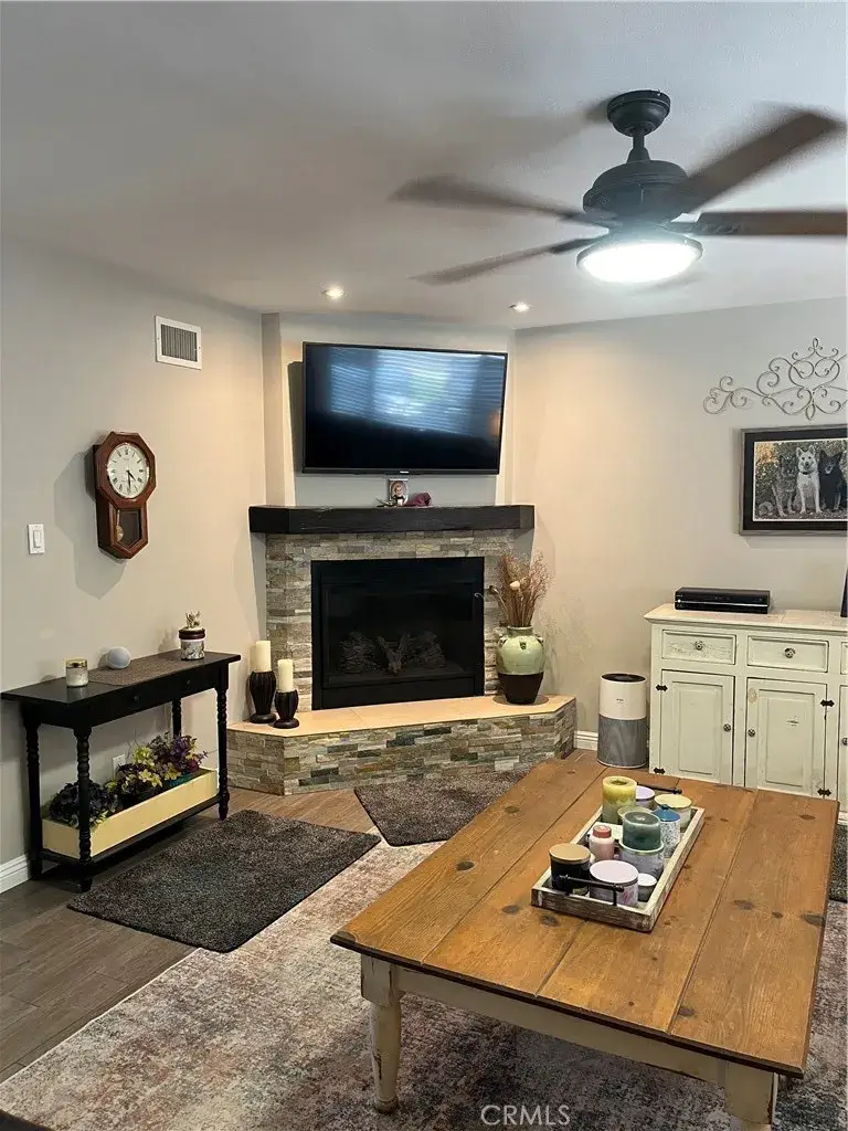 62 E Calle La Sombra, Camarillo, CA 93010 - #3