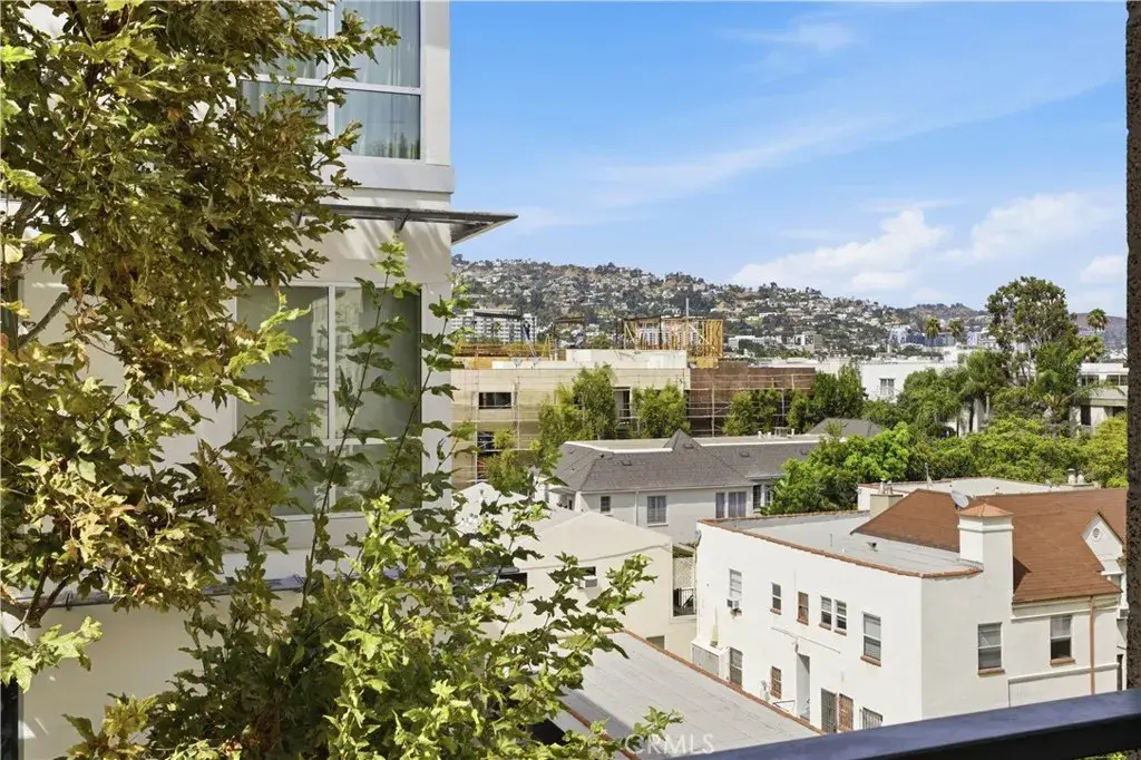 450 N Palm Dr #407, Beverly Hills, CA 90210 - #1