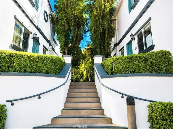 9301 Shirley Avenue #16, Northridge, CA 91324