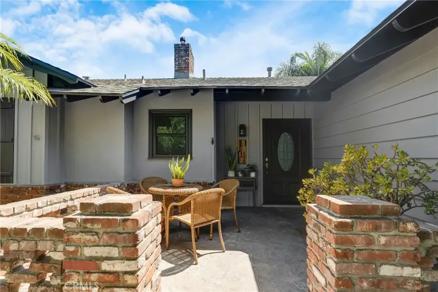 1812 W Riverside, Burbank, CA 91506 - #2