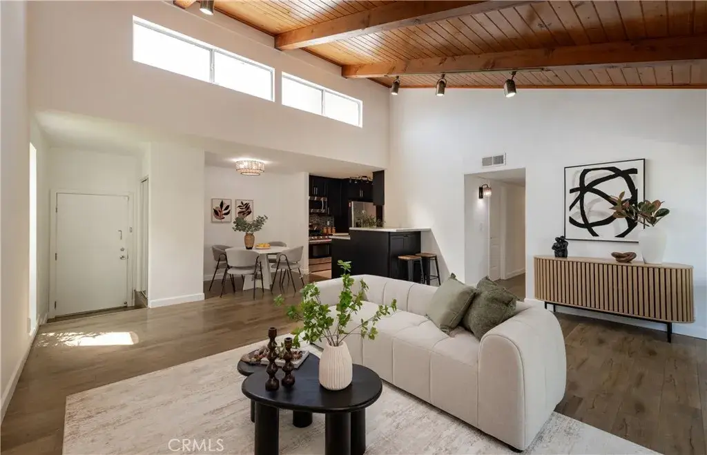 20134 Leadwell #307, Winnetka, CA 91306 - #1