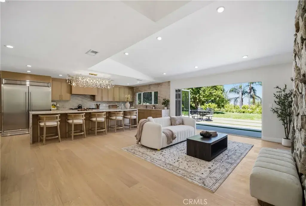 5932 Pat Avenue, Woodland Hills, CA 91367 - #1