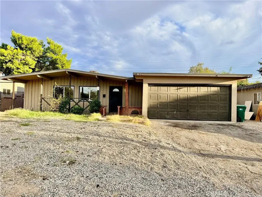 734 Woodgate, Lancaster, CA 93534 - #3