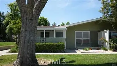 19110 Avenue Of The Oaks #D, Newhall, CA 91321
