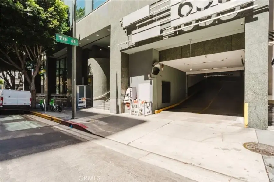 655 S Hope Street #606, Los Angeles, CA 90017 - #3