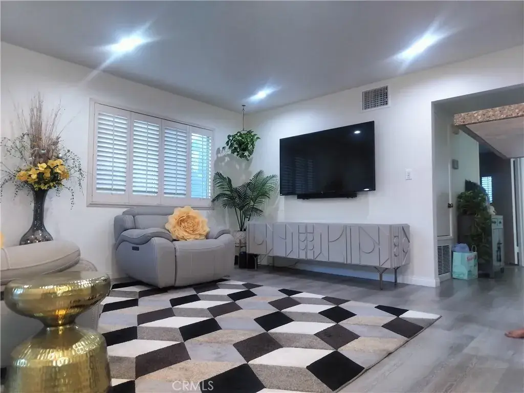13144 Bromont, Sylmar, CA 91342 - #1