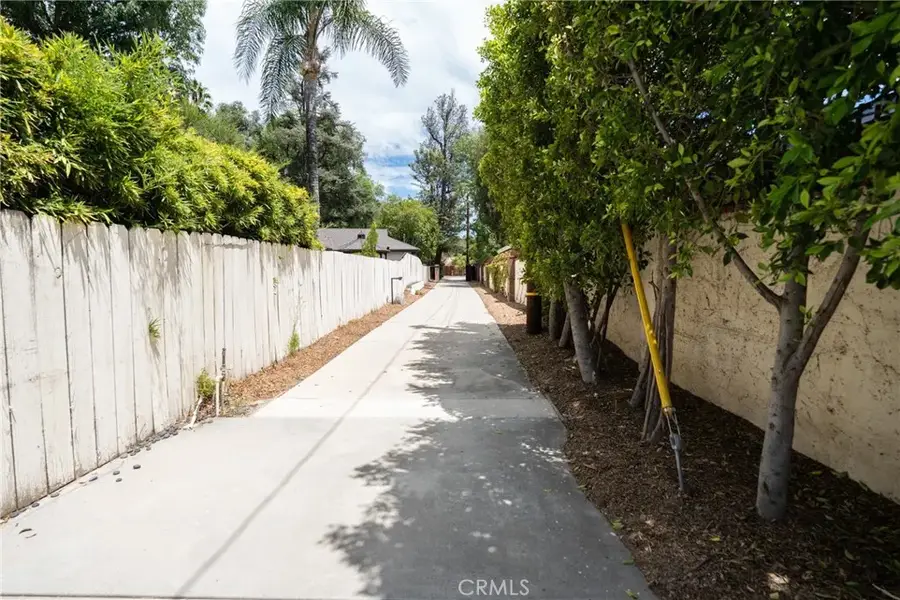 10461 Andora, Chatsworth, CA 91311 - #3