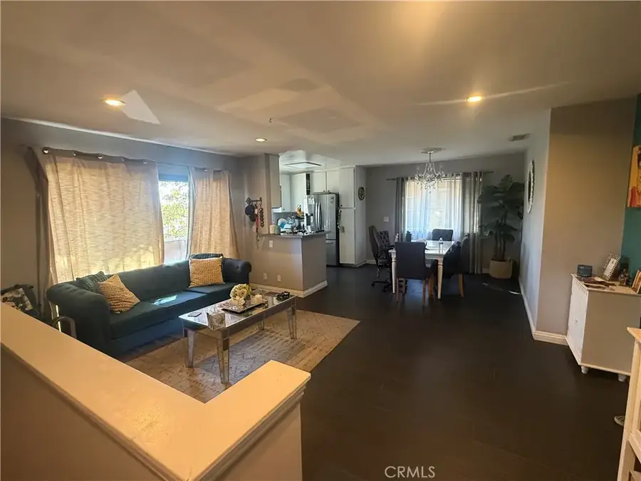 13095 Hubbard Street #6, Sylmar, CA 91342 - #2