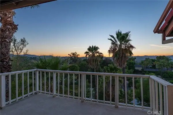 22497 Venido Road, Woodland Hills, CA 91364