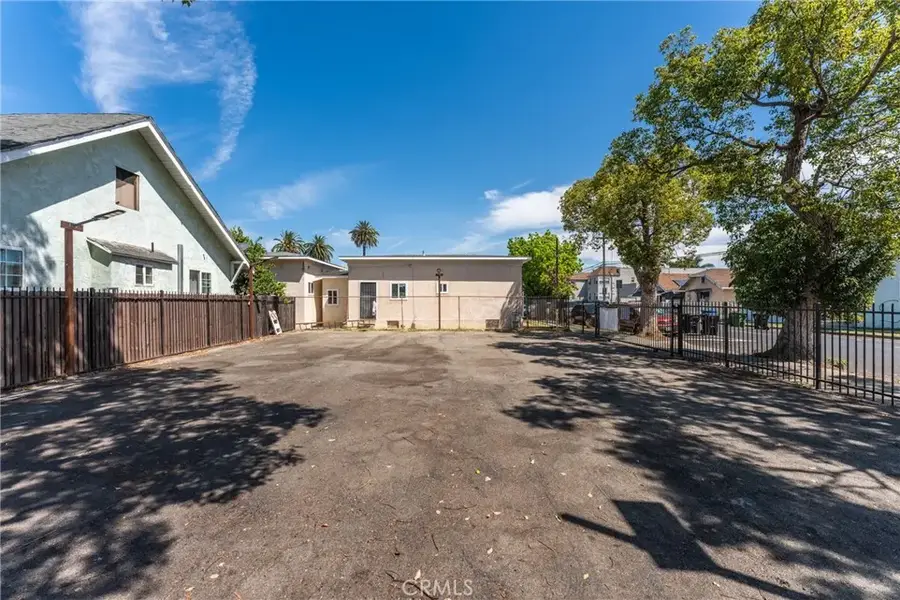 951 W 42nd, Los Angeles, CA 90037 - #2