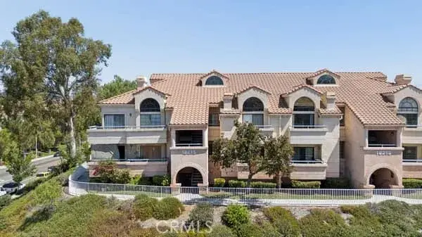 18215 Flynn #124, Canyon Country, CA 91387