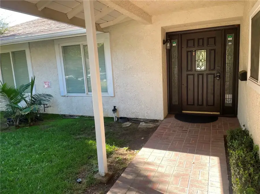 20910 Calwood Street, Saugus, CA 91350 - #2
