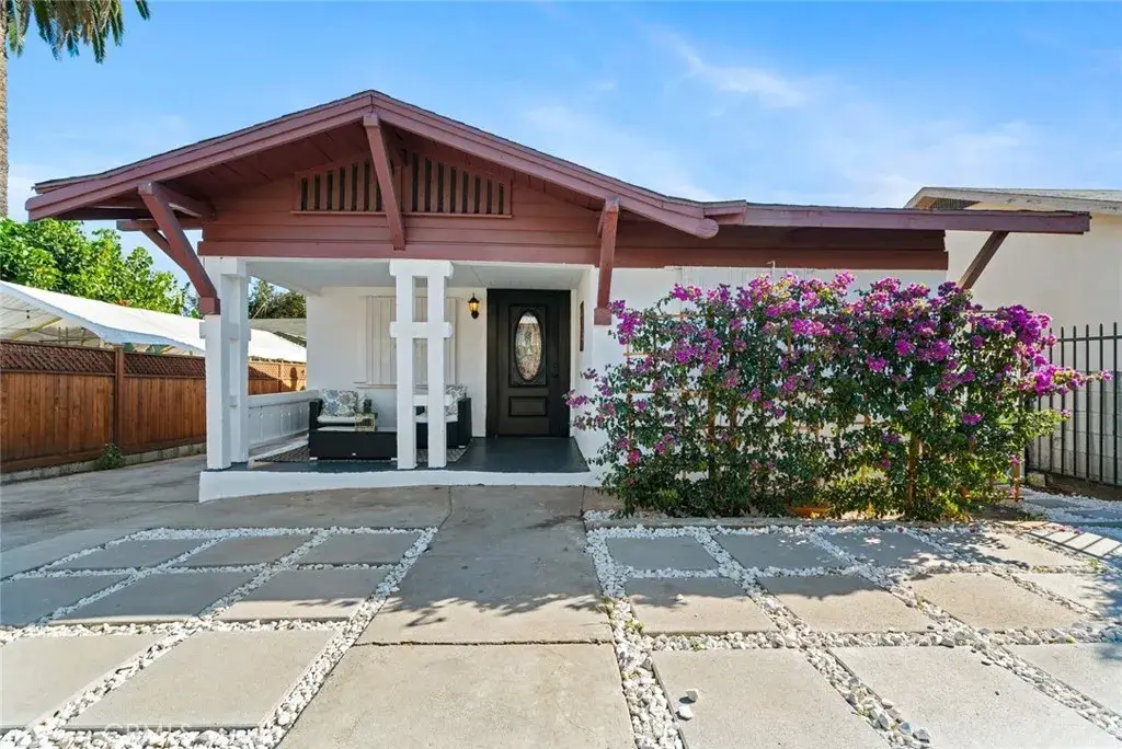 3204 W 27th St, Los Angeles, CA 90018 - #1
