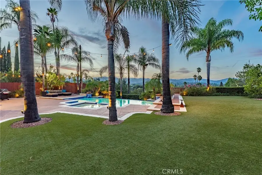 23365 Calvert Street, Woodland Hills, CA 91367 - #2