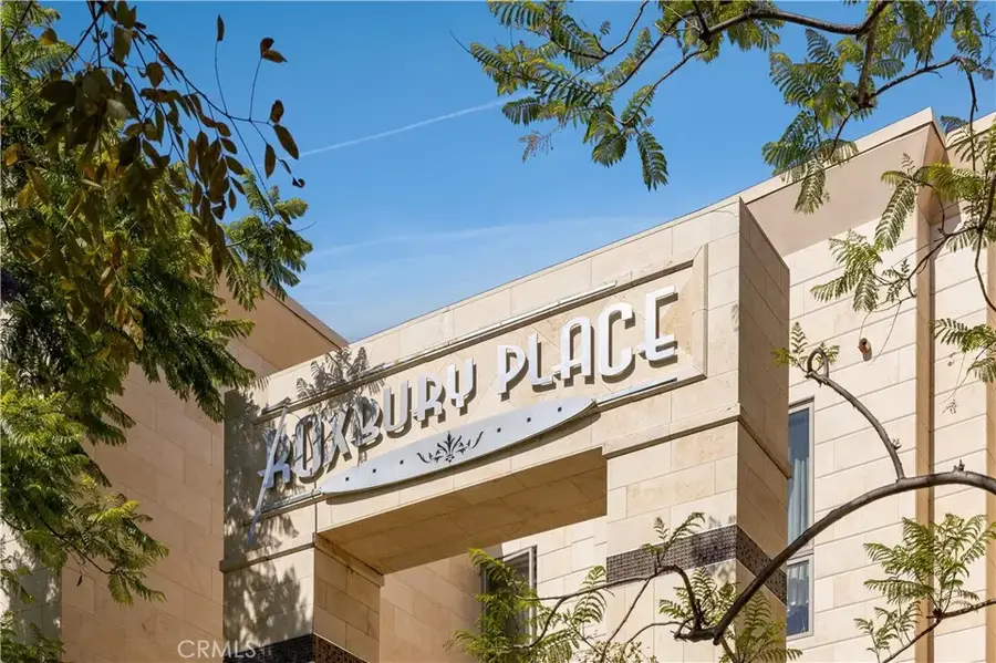 1318 Roxbury South #210, Los Angeles, CA 90035 - #3