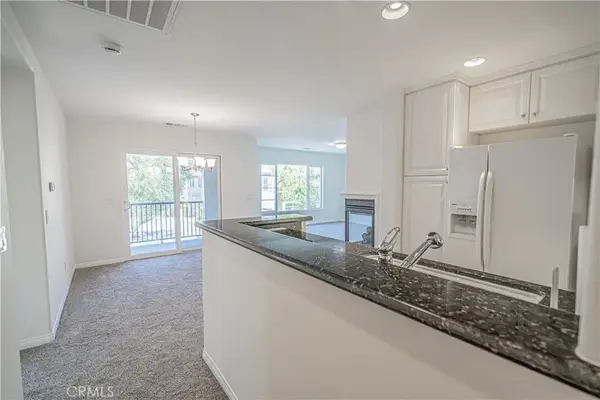 19380 Laroda, Saugus, CA 91350