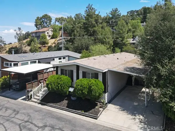 23777 Mulholland #4, Calabasas, CA 91302