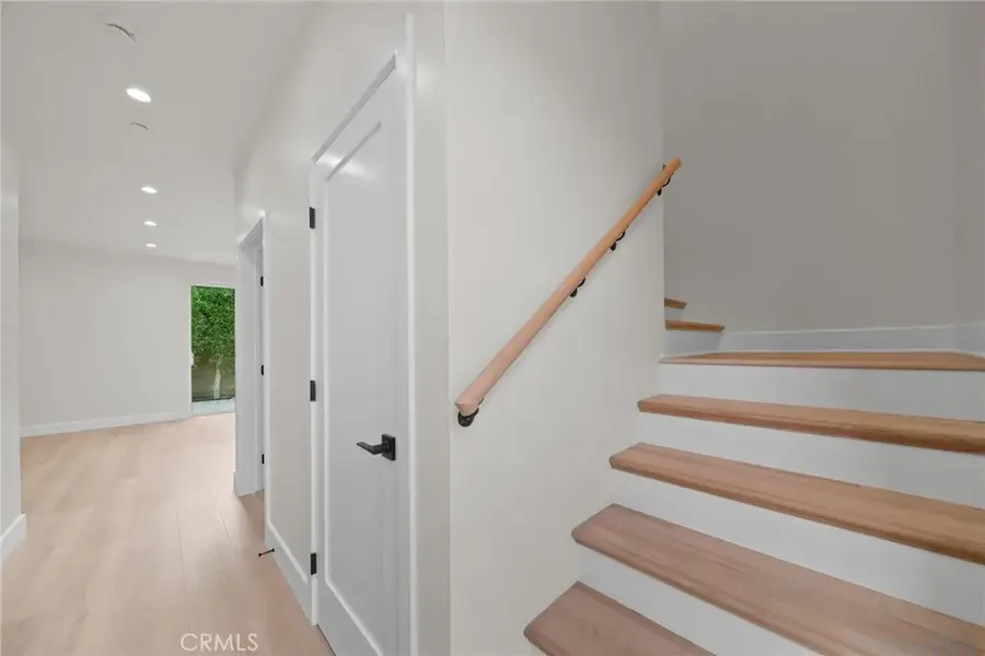 4335 Sunnyslope, Sherman Oaks, CA 91423 - #2