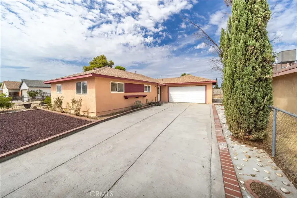 38539 Dunmore, Palmdale, CA 93550 - #1